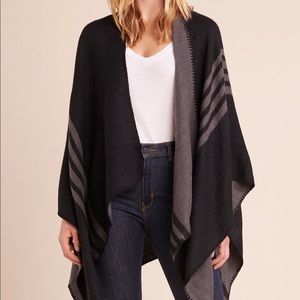 BB Dakota black and gray poncho
